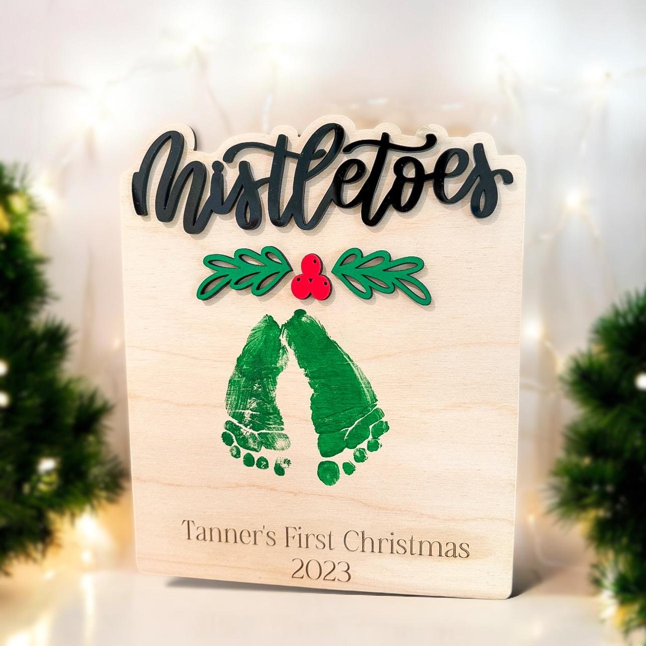 Personalised Christmas Mistletoes Plaque | My First Christmas Gift | Christmas Eve Box | Christmas Gift For Children | 1st Decoration