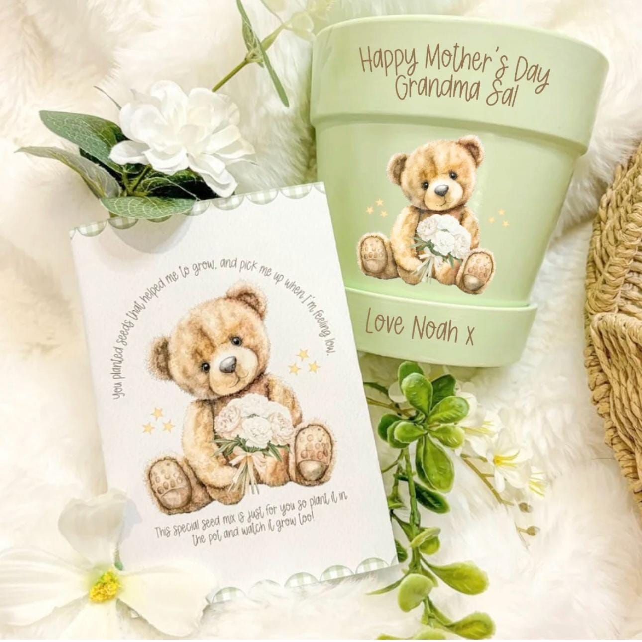 Personalised Mothers Day Flower Pot - Custom Mother's Day Gift - Unique Plant Pot for Mum - Perfect for Granny - Ceramic Pot and Seed Packet