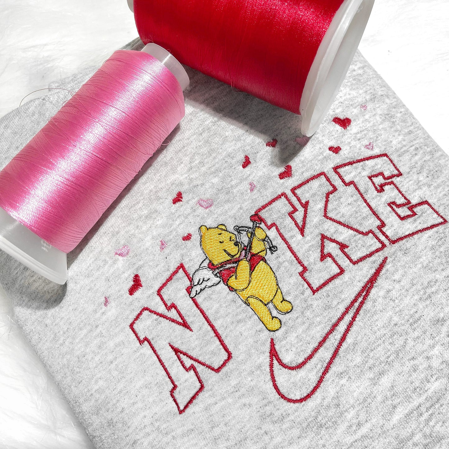 HONEY BEAR EMBROIDERED SWEATSHIRT/HOODIE