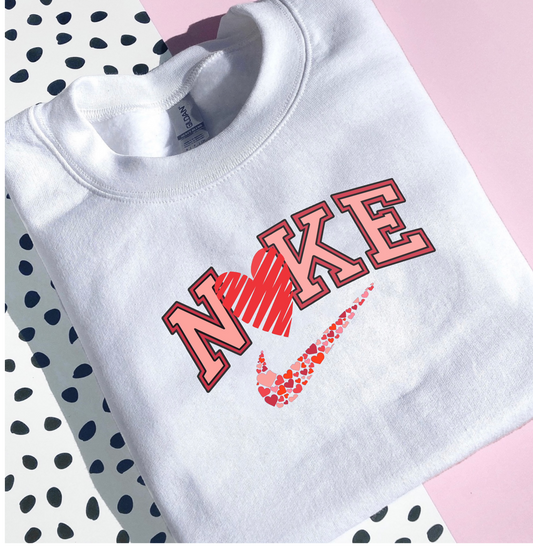 LOVE HEART CREWNECK/HOODIE